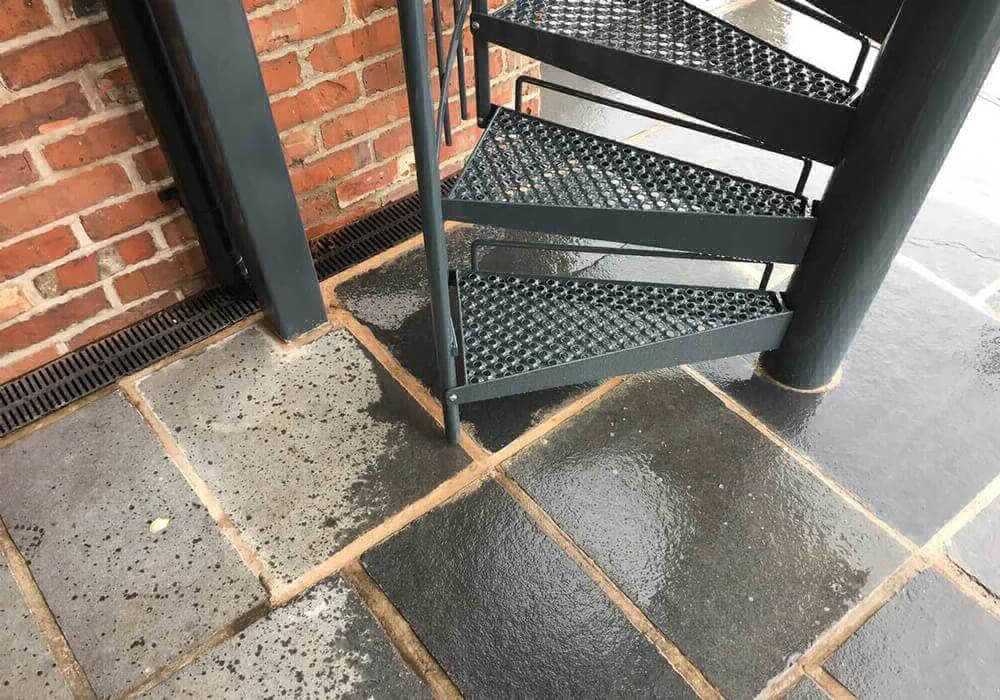 Escadas metalicas em Curitiba